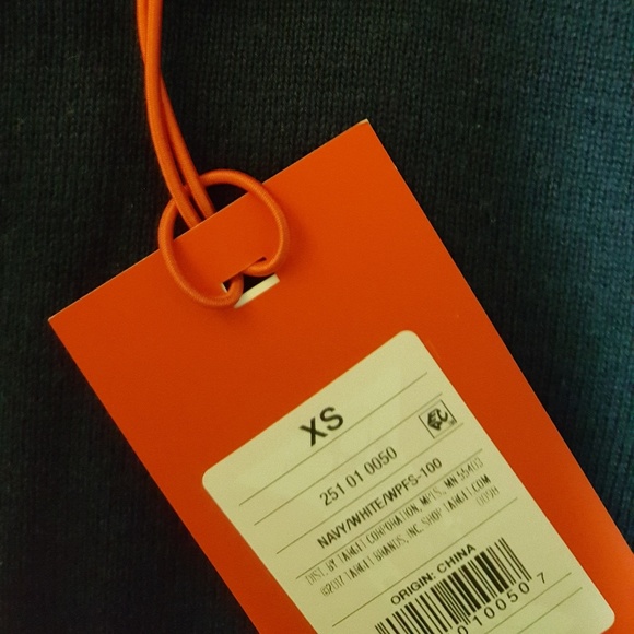 Hunter for Target Lightweight Colorblock Sweater - Picture 4 of 5